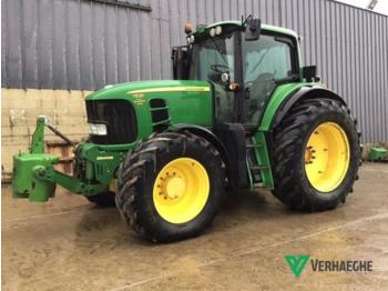 Wheel tractor John Deere 7530