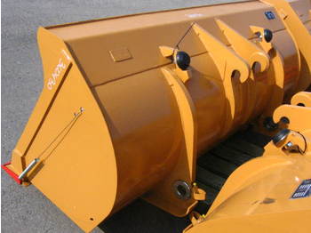 New Loader bucket Case 4552725: picture 1