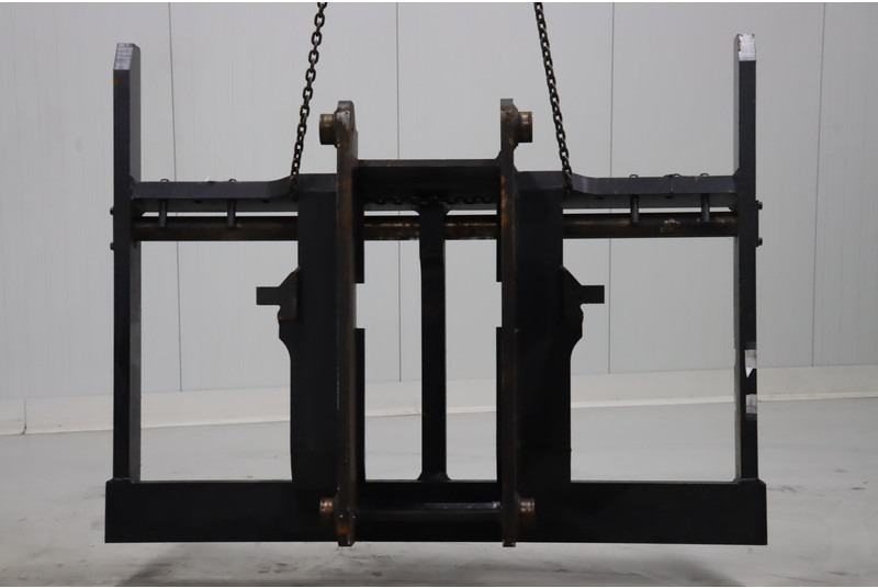 Attachment *Caterpillar forkcarriage