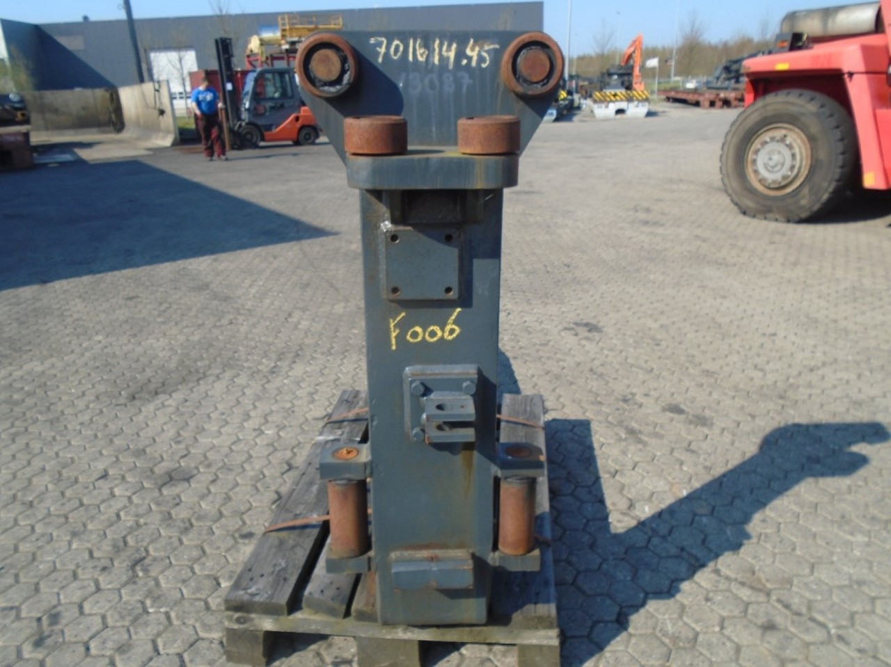 Forks for Forklift FORK Fitted with Rolls14000kg@1200mm // 2000x250x85mm: picture 3