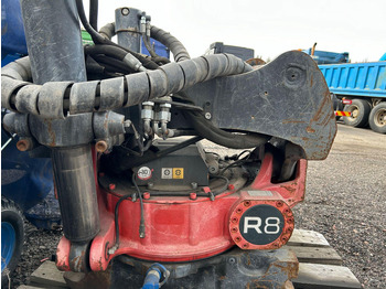 Attachment ROTOTILT R8