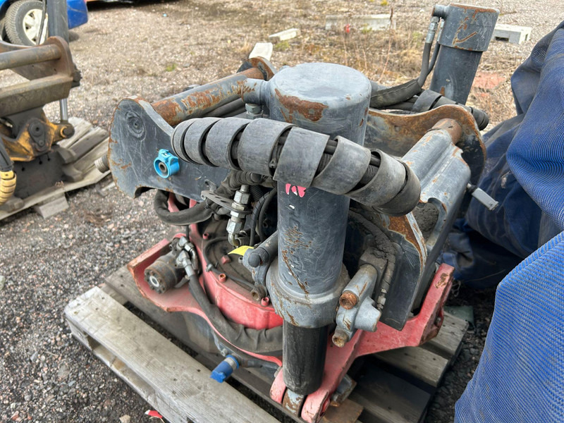 Attachment ROTOTILT R8