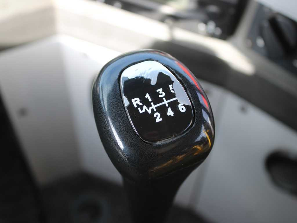 Coach Body C51077, EURO 3, RETARDER, PNEU 80%