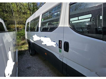 IVECO A60C15 - Minibus, Passenger van: picture 2