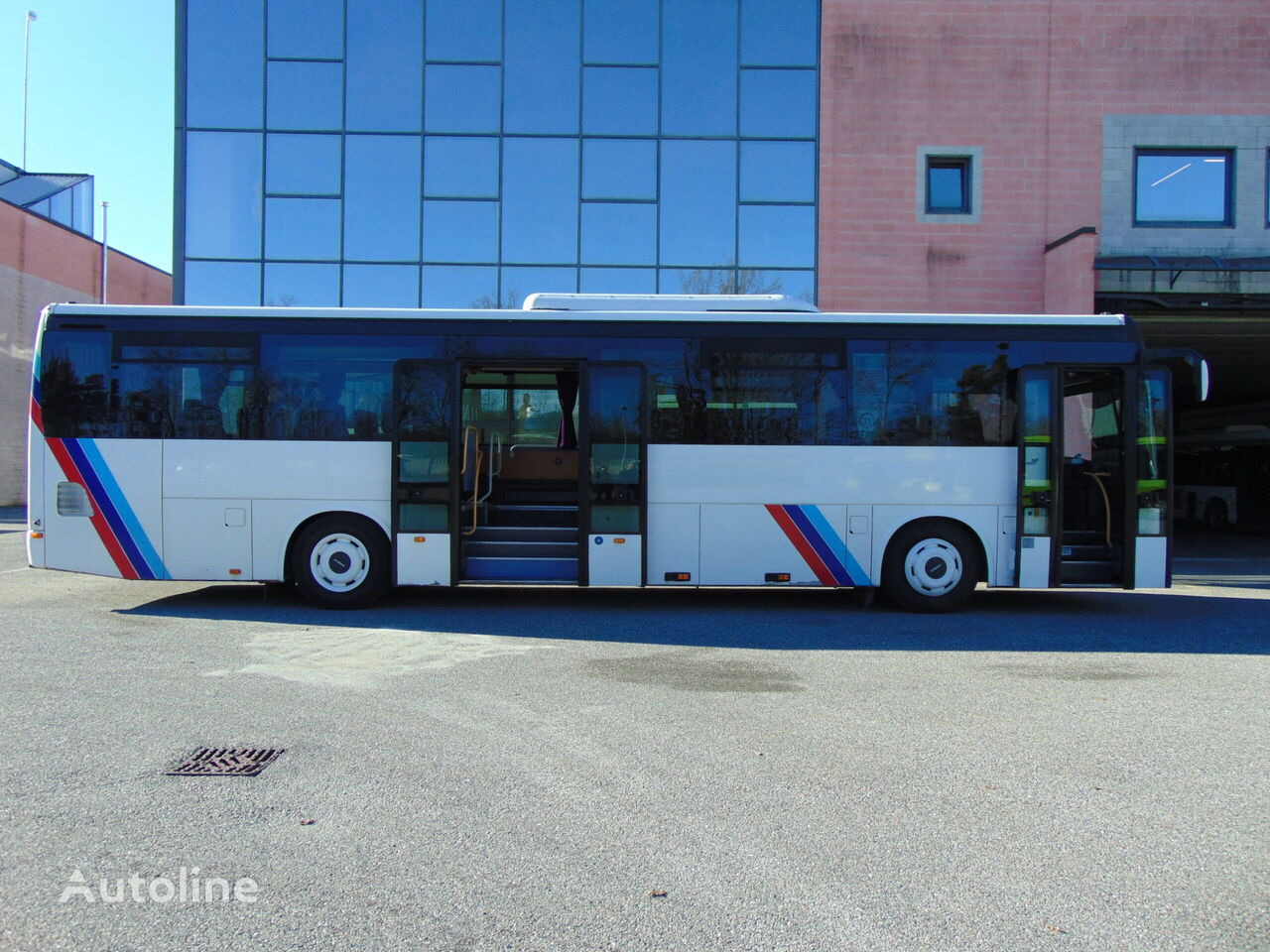 Suburban bus Irisbus Crossway Recreo: picture 7