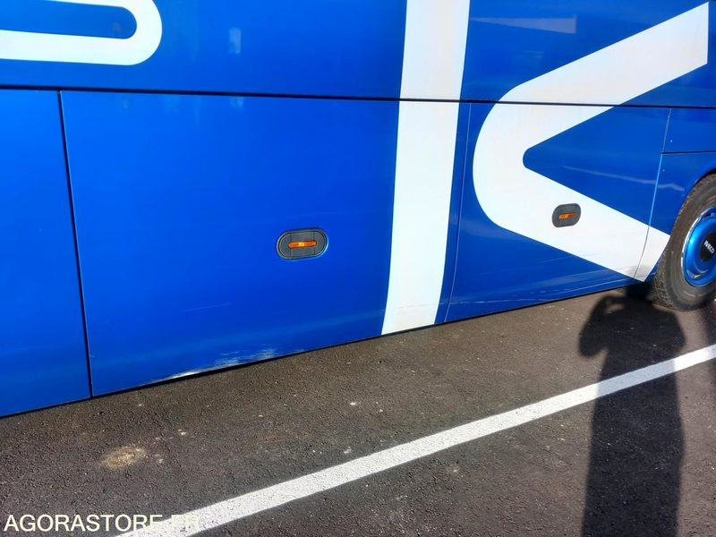 Minibus IVECO BUS MAGELYS 12.76m N°156015