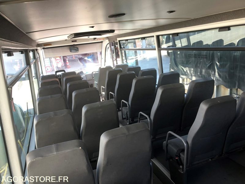 Minibus MINI-BUS MERCEDES VARIO - 127178 kms - 2000
