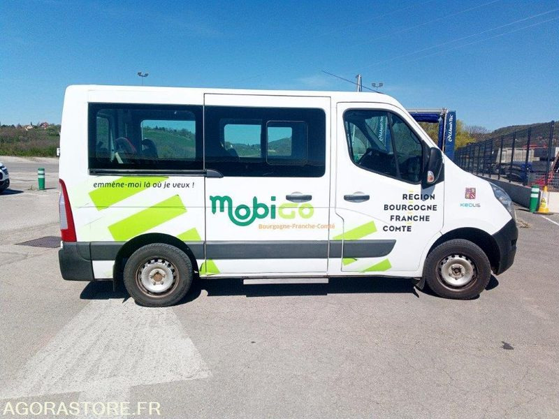 Minibus RENAULT MASTER N°150464