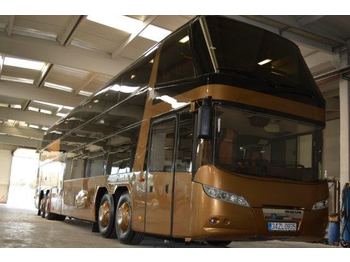 Double-decker bus NEOPLAN Megaliner: picture 1