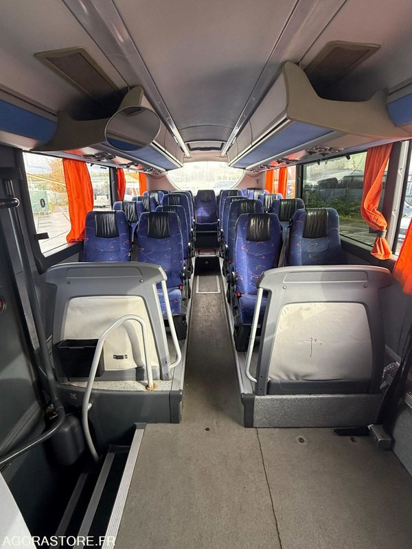 Bus SCANIA OMNIEXPRESS + PMR - 2009 - 721 000km