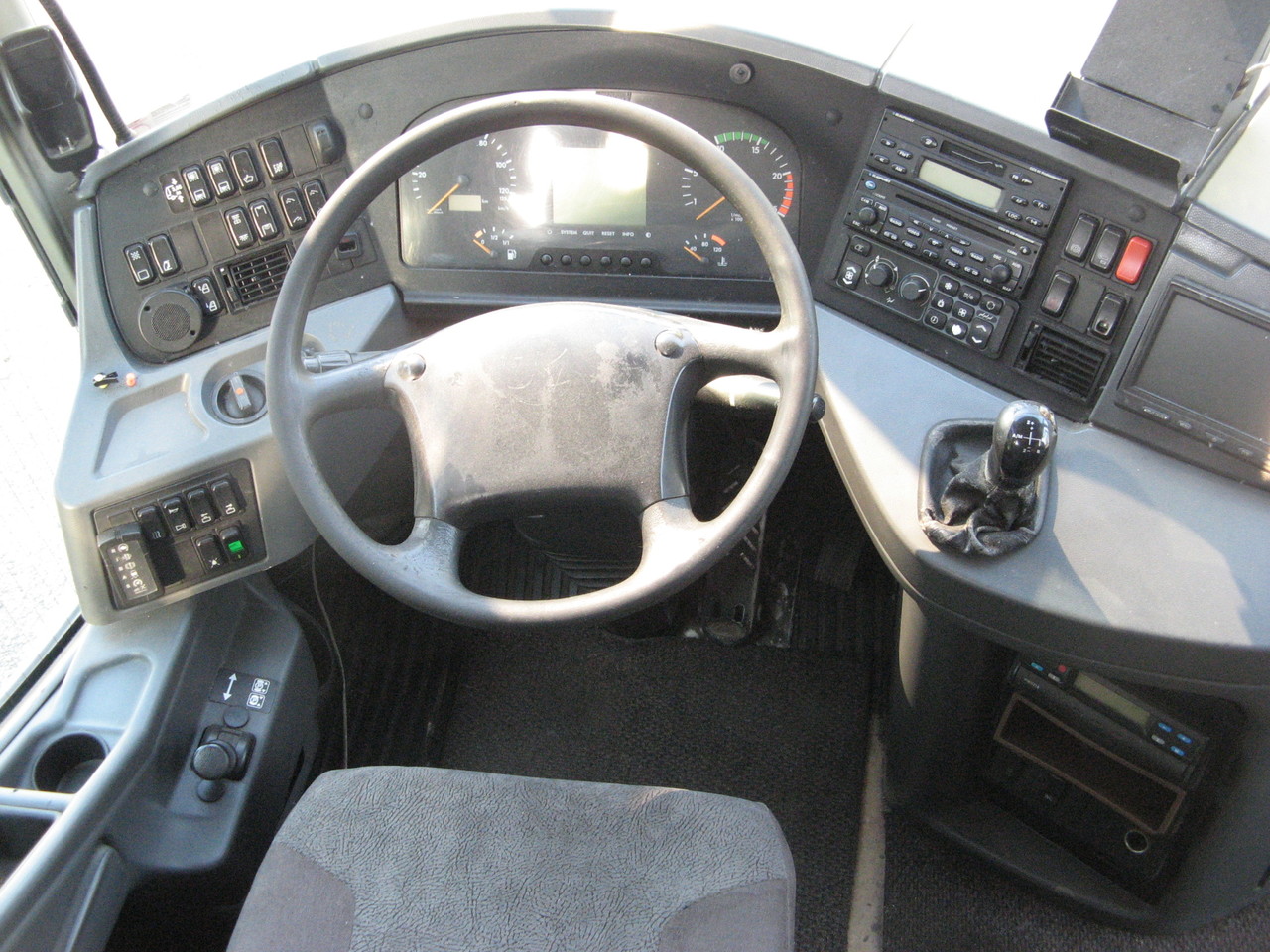 Coach SETRA S 415 GT-HD: picture 5