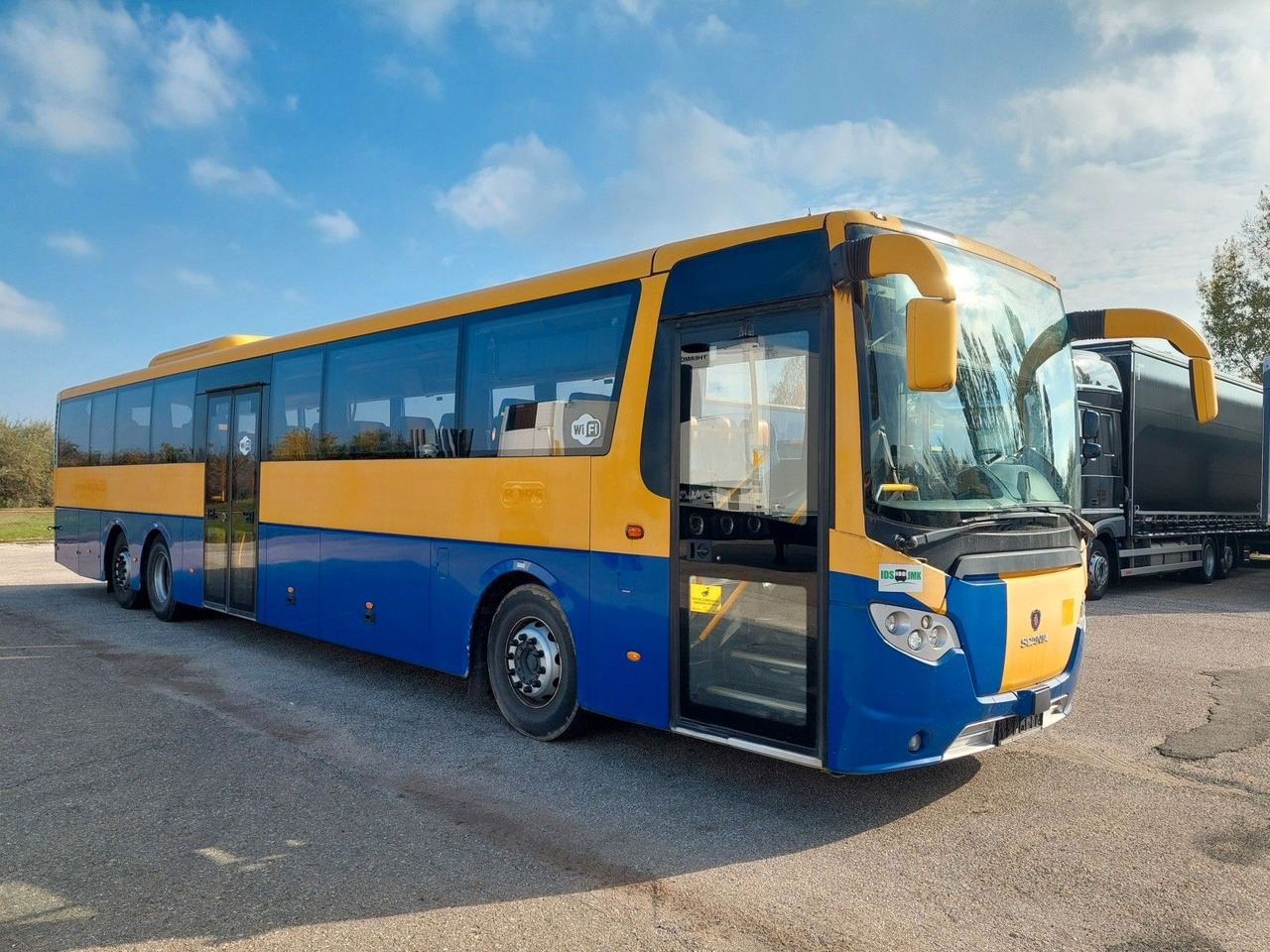 Suburban bus Scania Omniexpress 64 Sitzplätze/ Seats