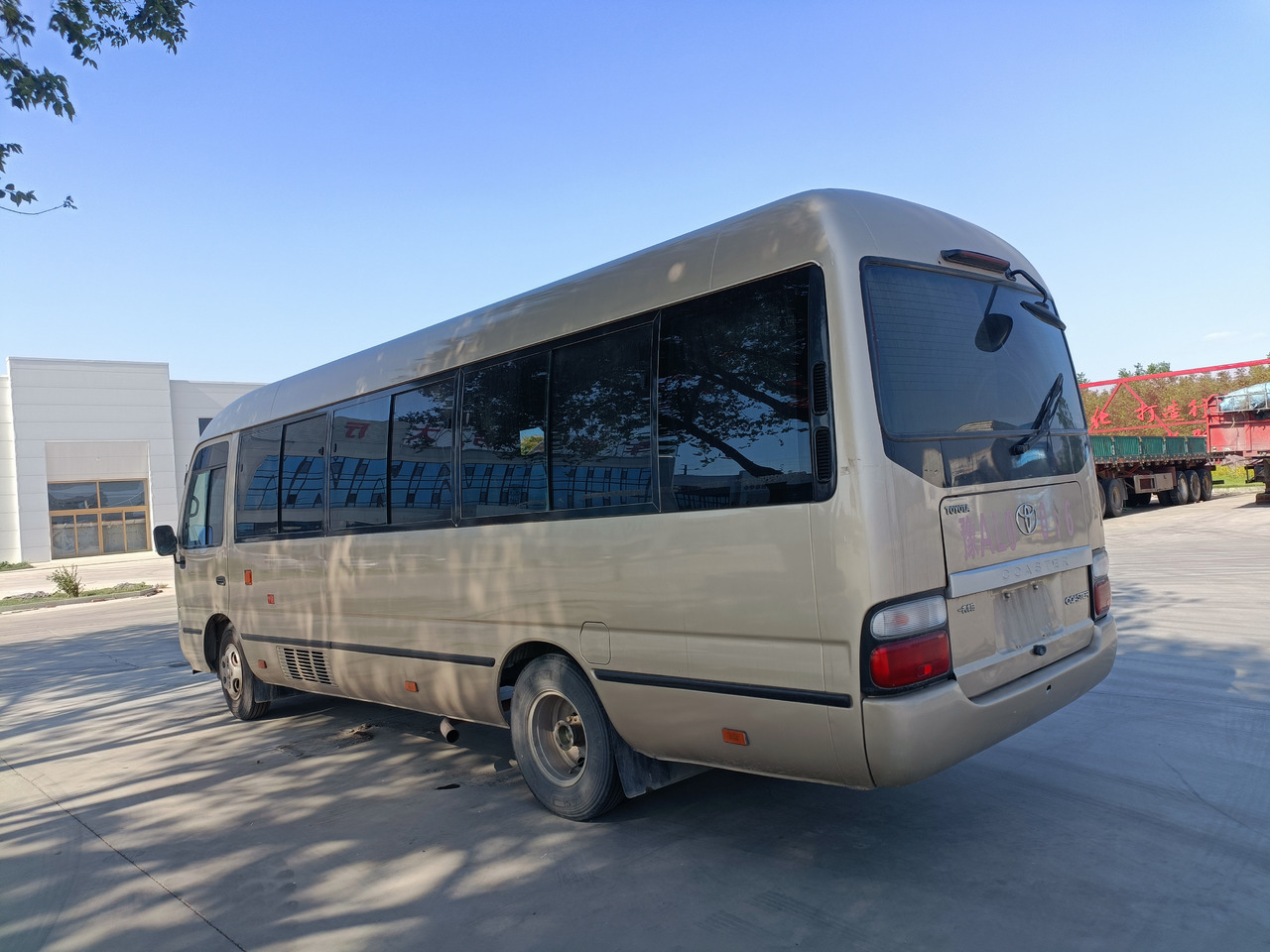 Minibus, Passenger van TOYOTA Coaster: picture 6