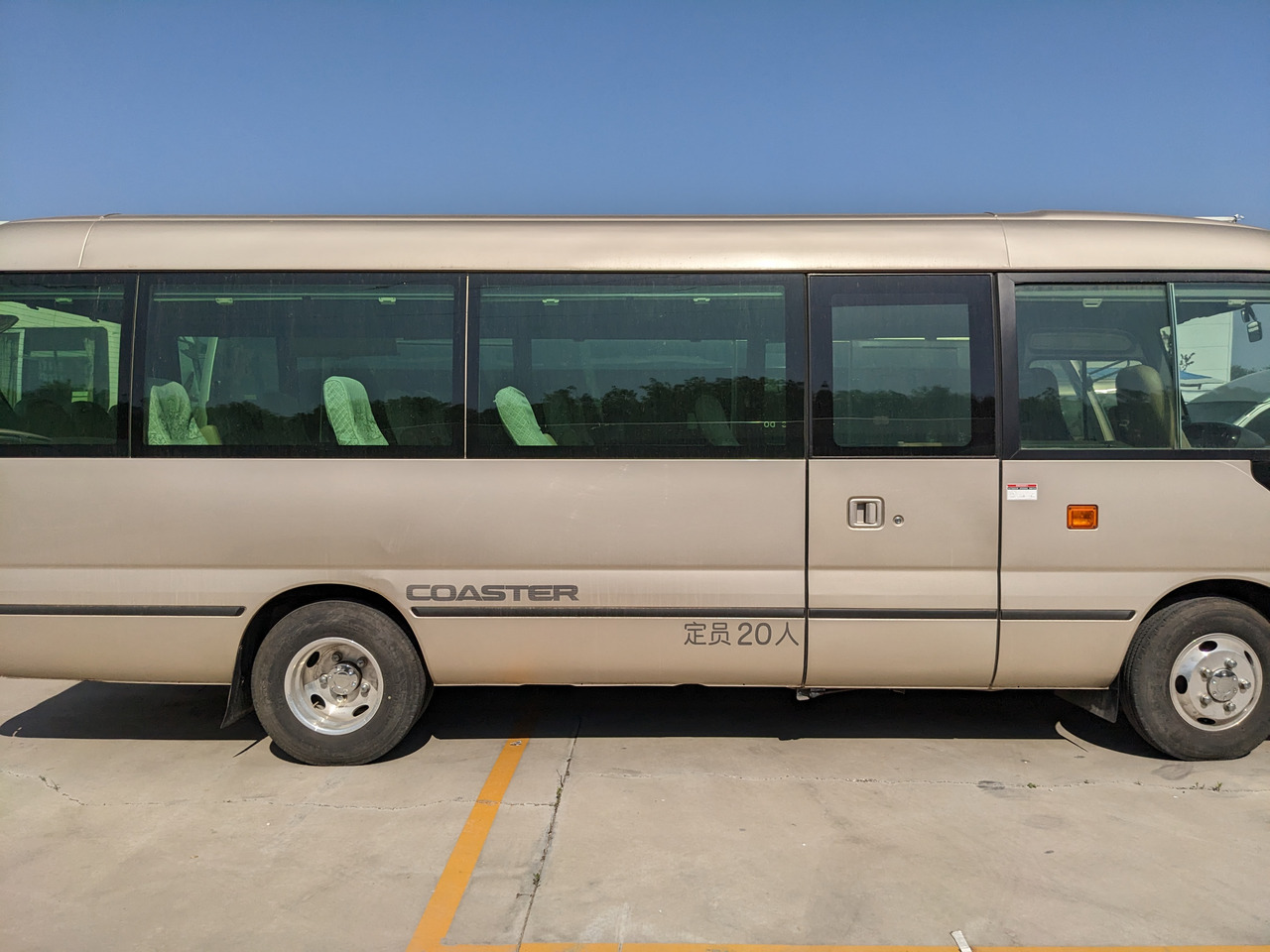 Minibus, Passenger van TOYOTA Coaster original Japanese passenger bus minivan: picture 4