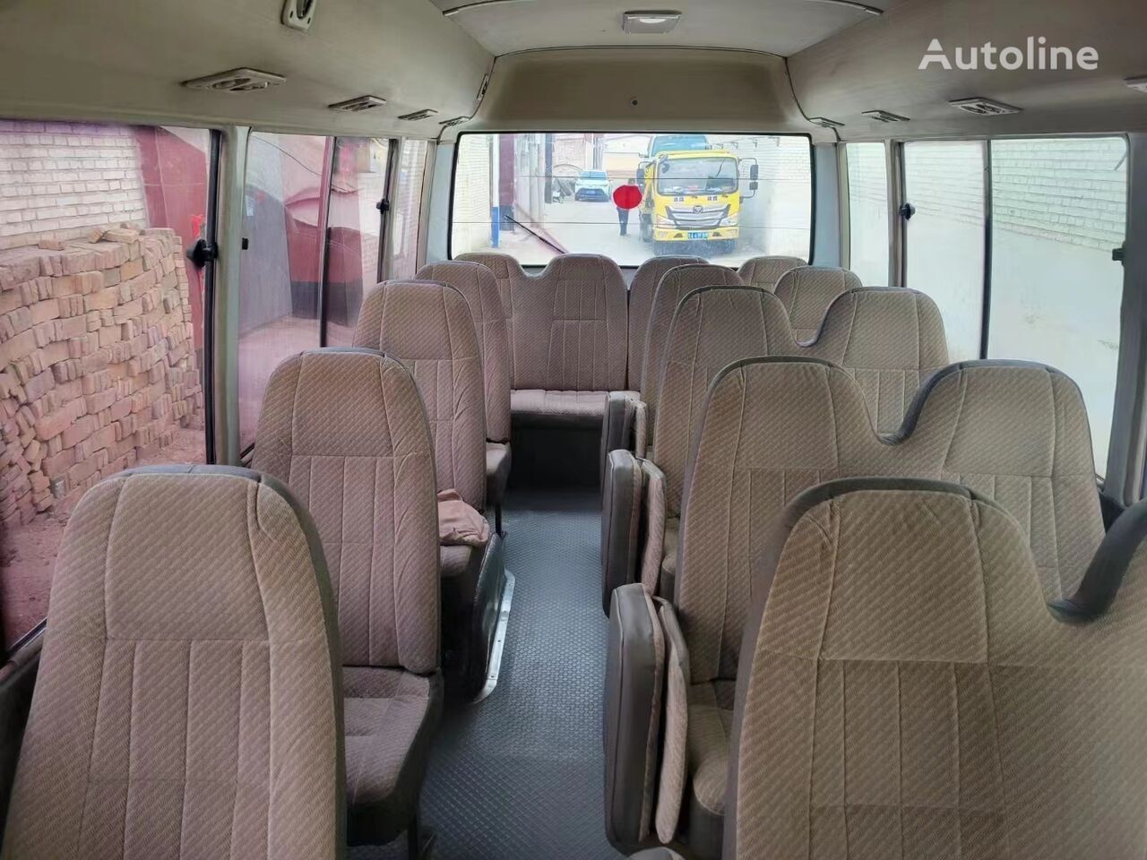 Suburban bus TOYOTA Coaster small mini bus Hiace passenger van: picture 5