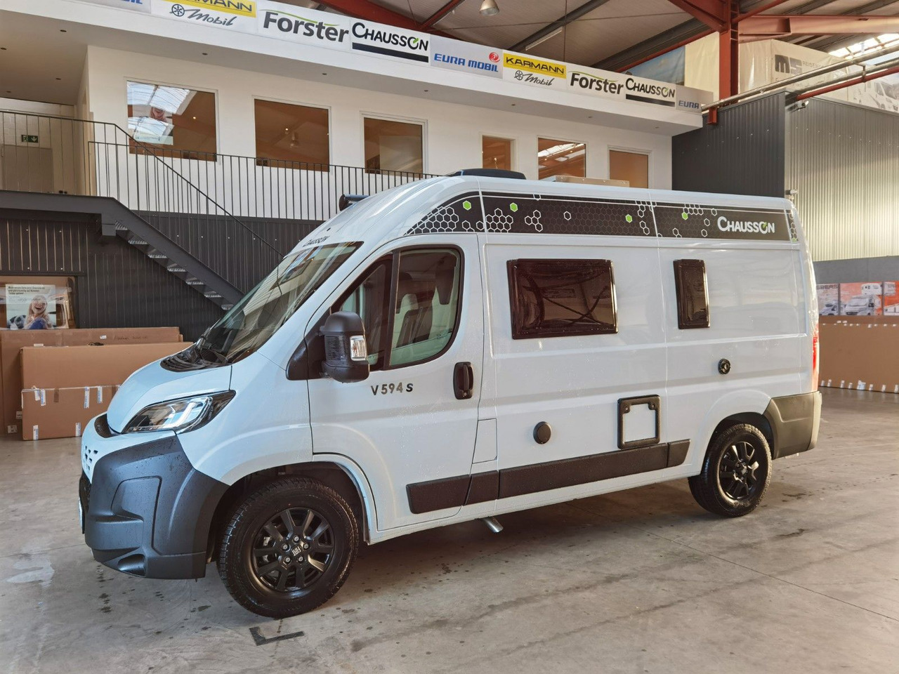 Camper van Chausson V594 S FIRST LINE /-2025- / ZUBEHÖR & LOOK-PAKET