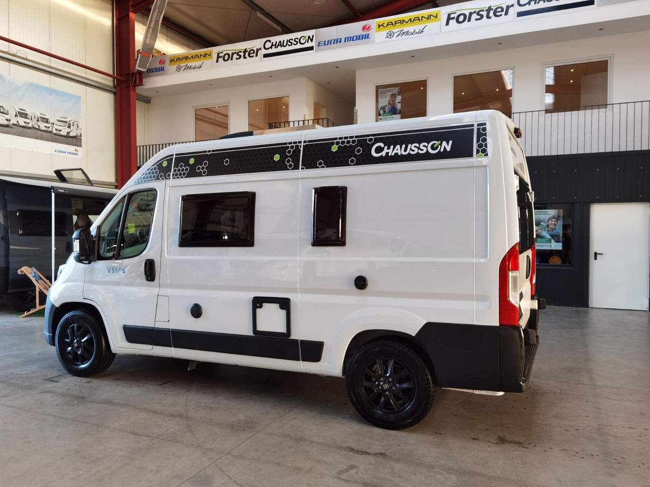Camper van Chausson V594 S FIRST LINE /-2025- / ZUBEHÖR & LOOK-PAKET