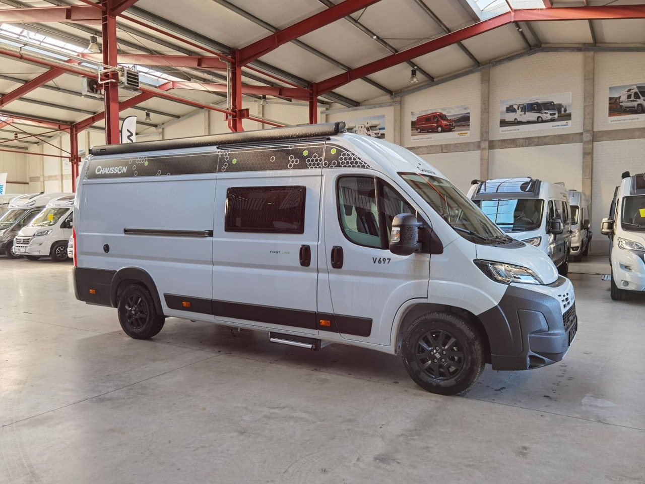Camper van Chausson V697 FIRST LINE / - 2025- / 140PS / EINZELBETTEN