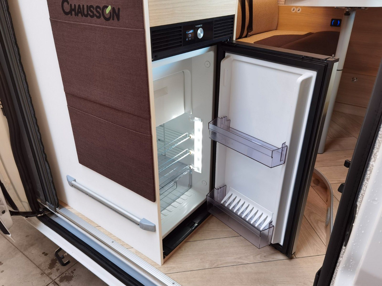 Camper van Chausson V697 FIRST LINE / - 2025- / 140PS / EINZELBETTEN