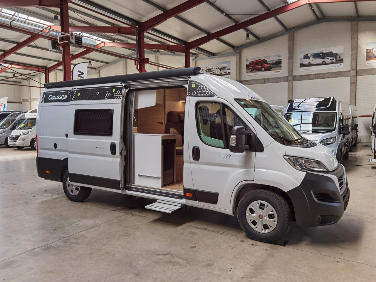 Camper van Chausson V697 FIRST LINE / ZUBEHÖR-PAKET / EINZELBETTEN