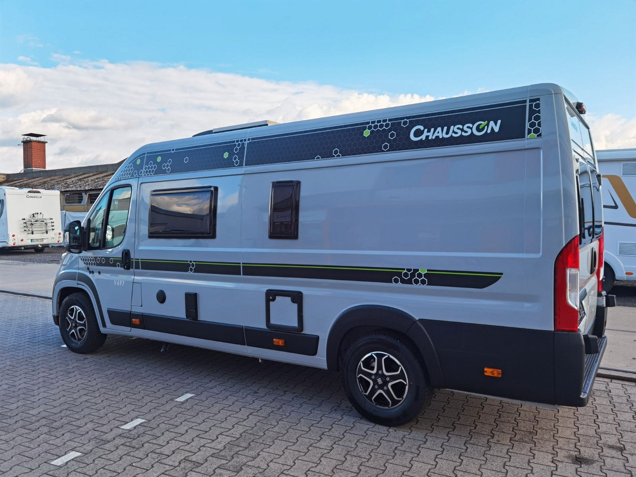 Camper van Chausson V697 SPORT LINE / 8G - AUTOMATIK / EINZELBETTEN