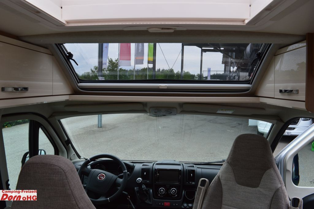 Camper van Hobby Vantana De Luxe K65 ET Anhängerkupplung