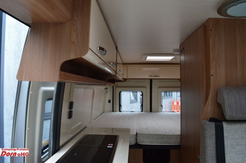 Camper van Hobby Vantana De Luxe K65 ET Anhängerkupplung