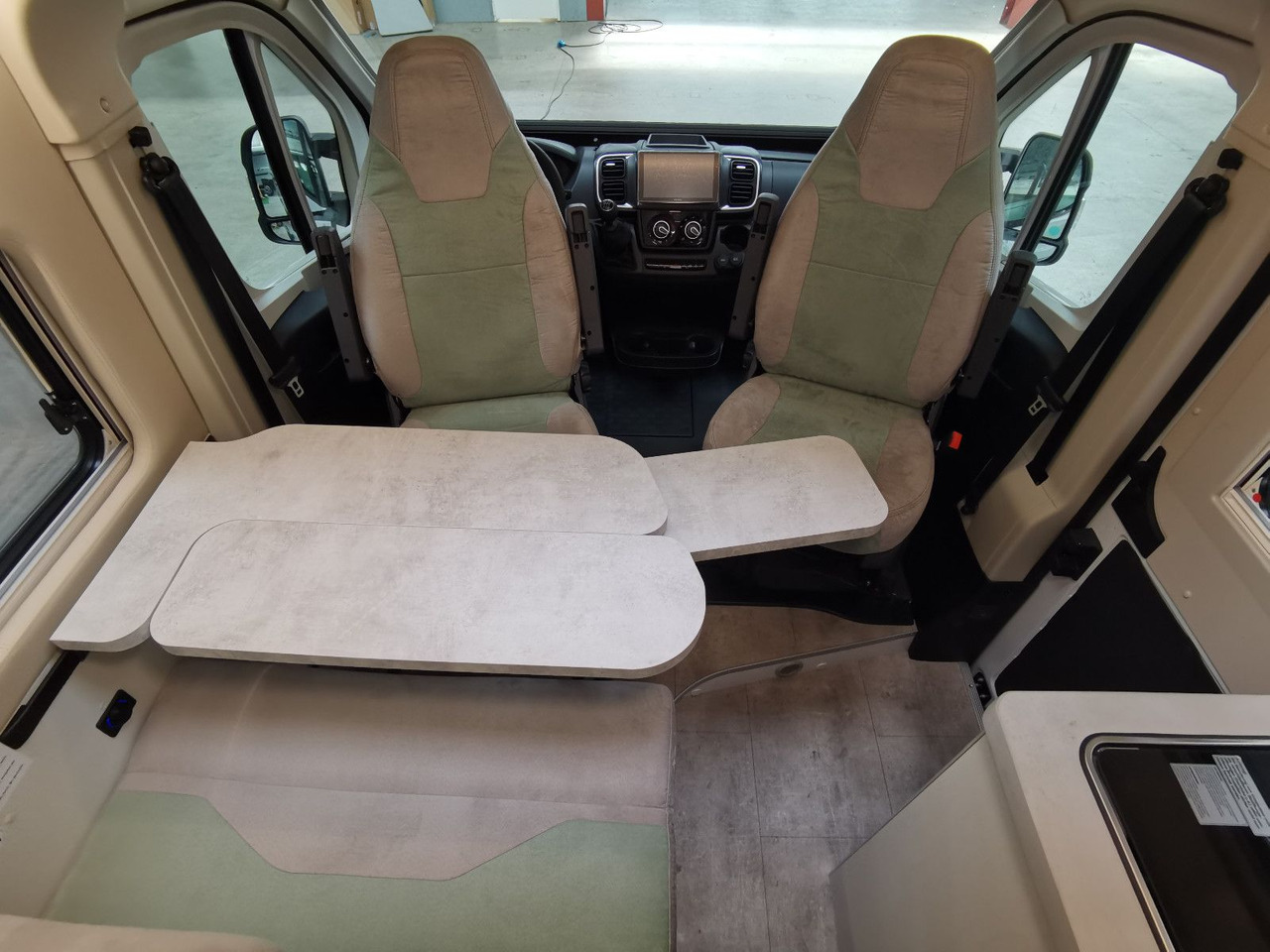 Camper van Karmann DAVIS 540 LIFESTYLE / MODELL 2026 / HECKBETT