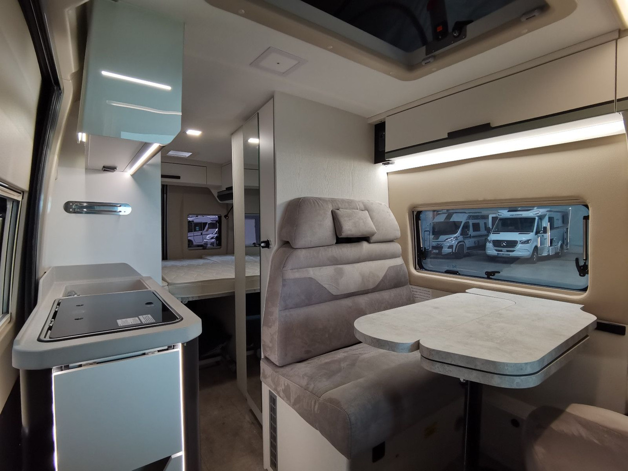 Camper van Karmann DAVIS 590 LIFESTYLE / MODELL 2026 / AUFSTELLDACH