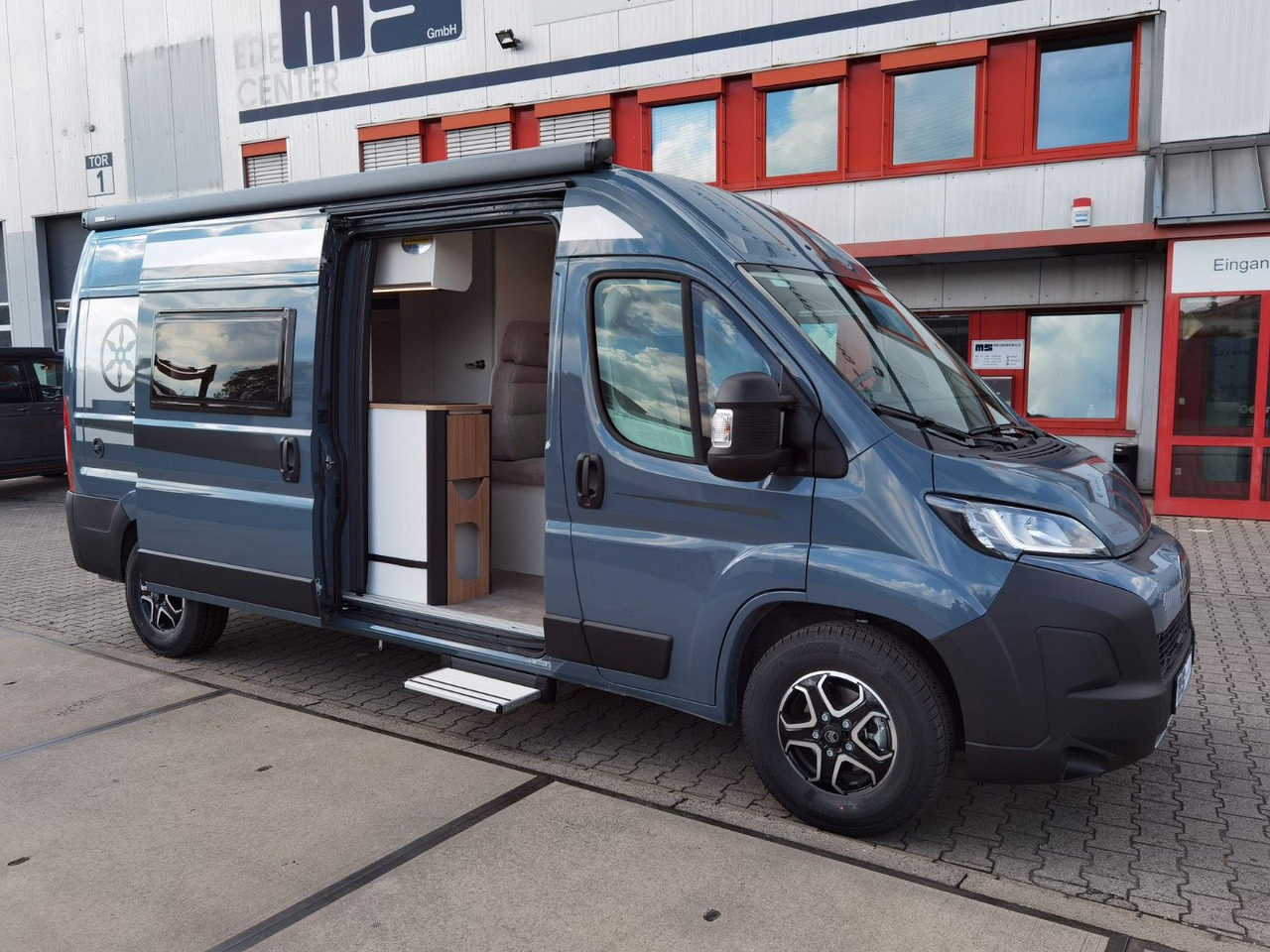 Camper van Karmann DAVIS 590 TRENDSTYLE / -2026- / 140PS- AUTOMATIK