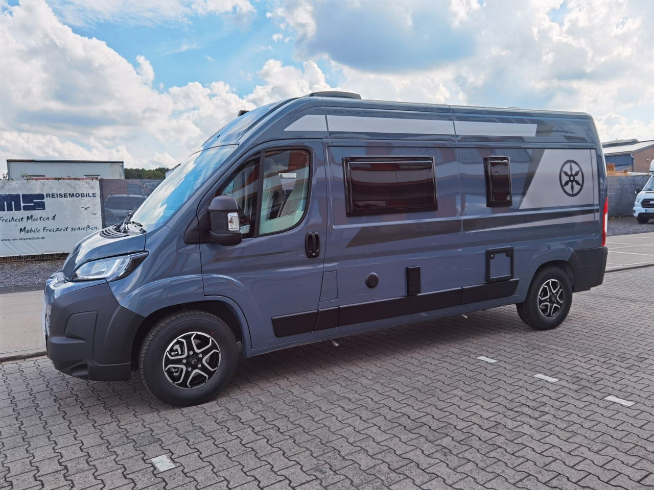 Camper van Karmann DAVIS 590 TRENDSTYLE / -2026- / 140PS- AUTOMATIK