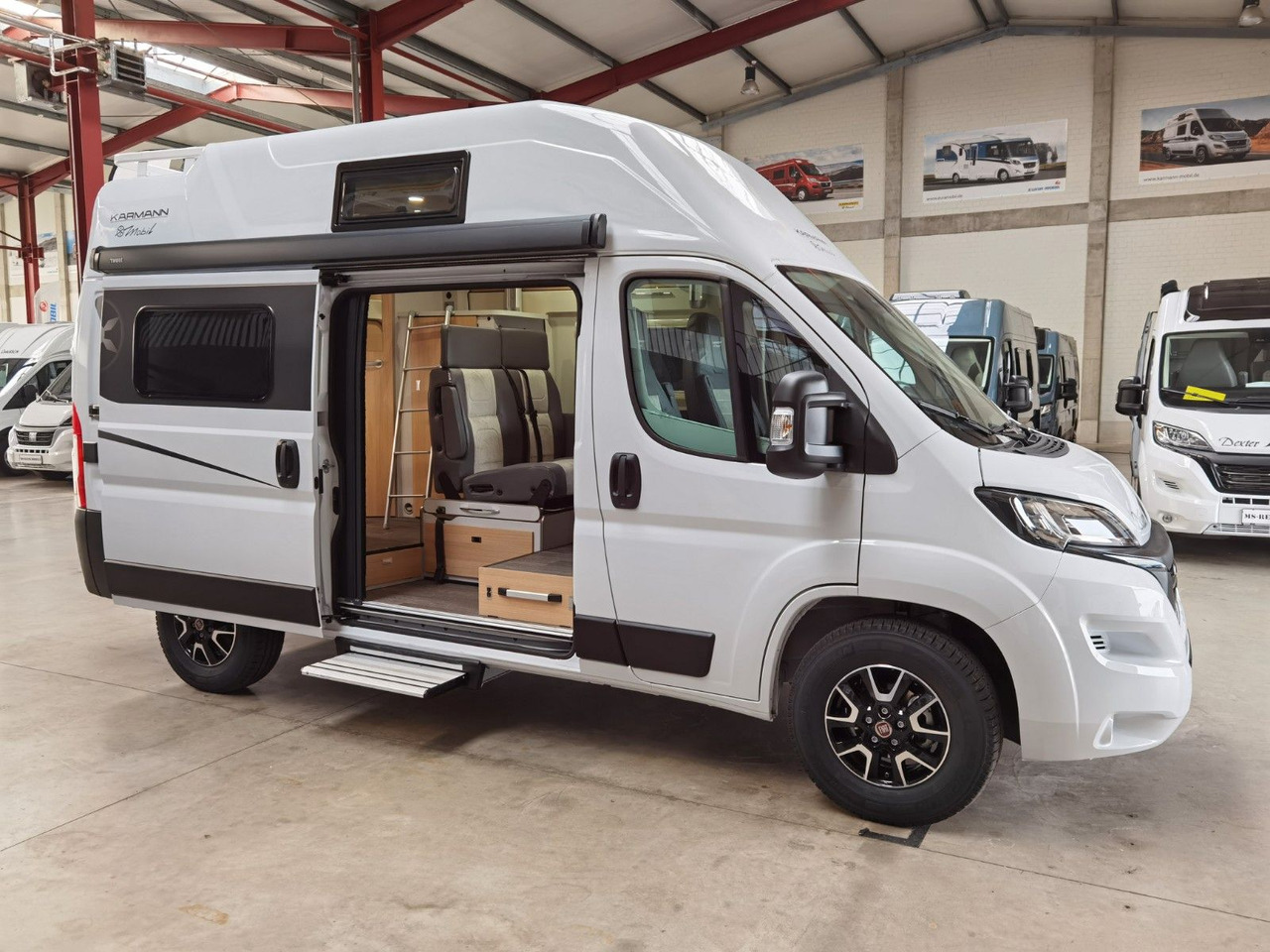 Camper van Karmann DEXTER 550 / 140PS / CONCEPT - PAKET & HUBBETT
