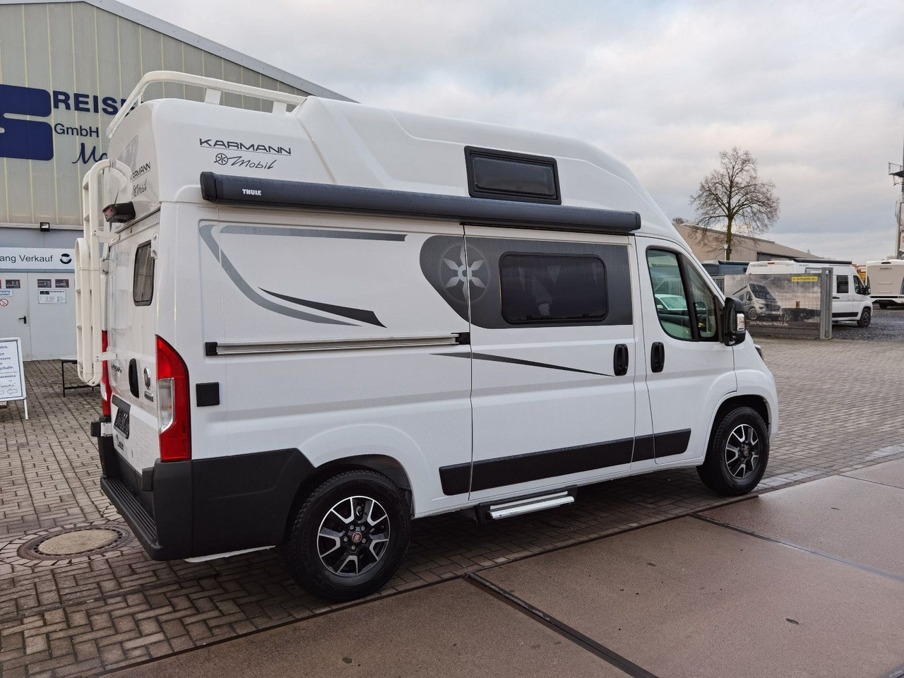 Camper van Karmann DEXTER 550 / 140PS / CONCEPT - PAKET & HUBBETT
