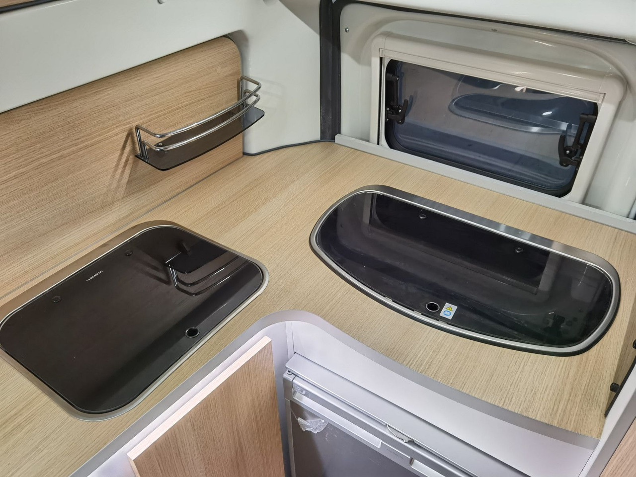 Camper van Karmann DEXTER 550 / 140PS / CONCEPT - PAKET & HUBBETT