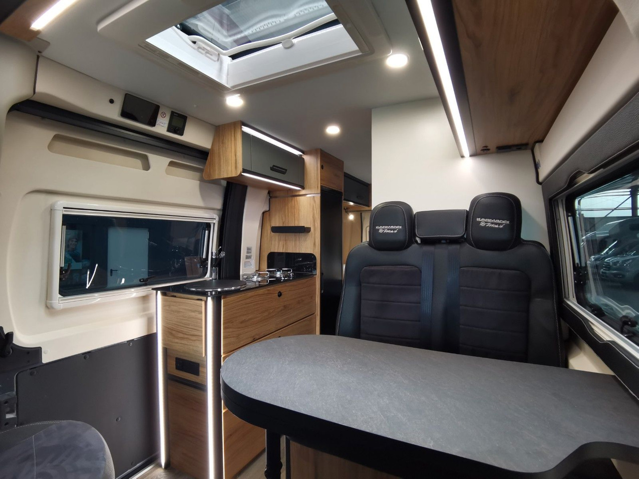 Camper van Karmann DEXTER 580 /-MODELL 2026-/ PANORAMA DACHFENSTER