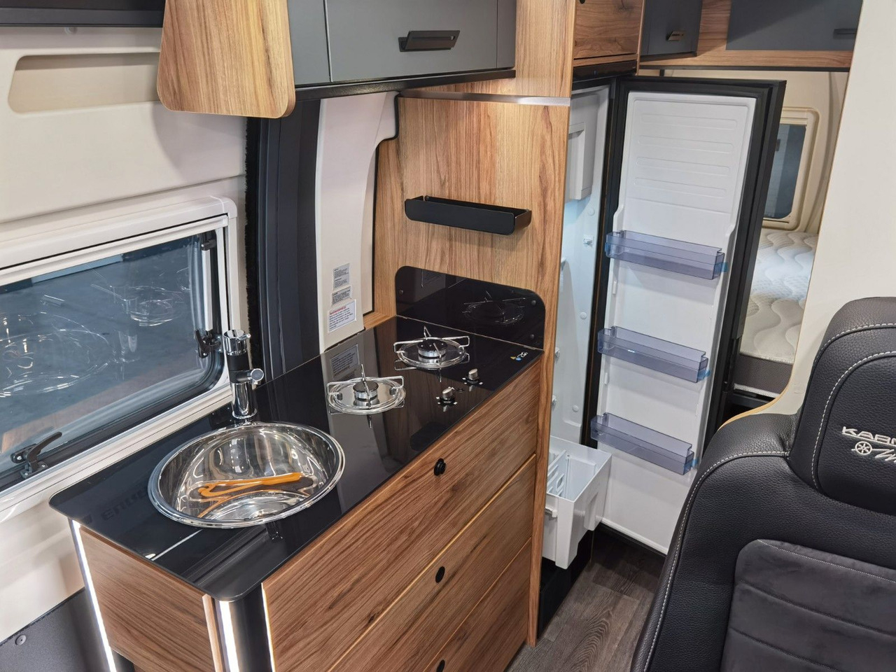 Camper van Karmann DEXTER 580 /-MODELL 2026-/ PANORAMA DACHFENSTER