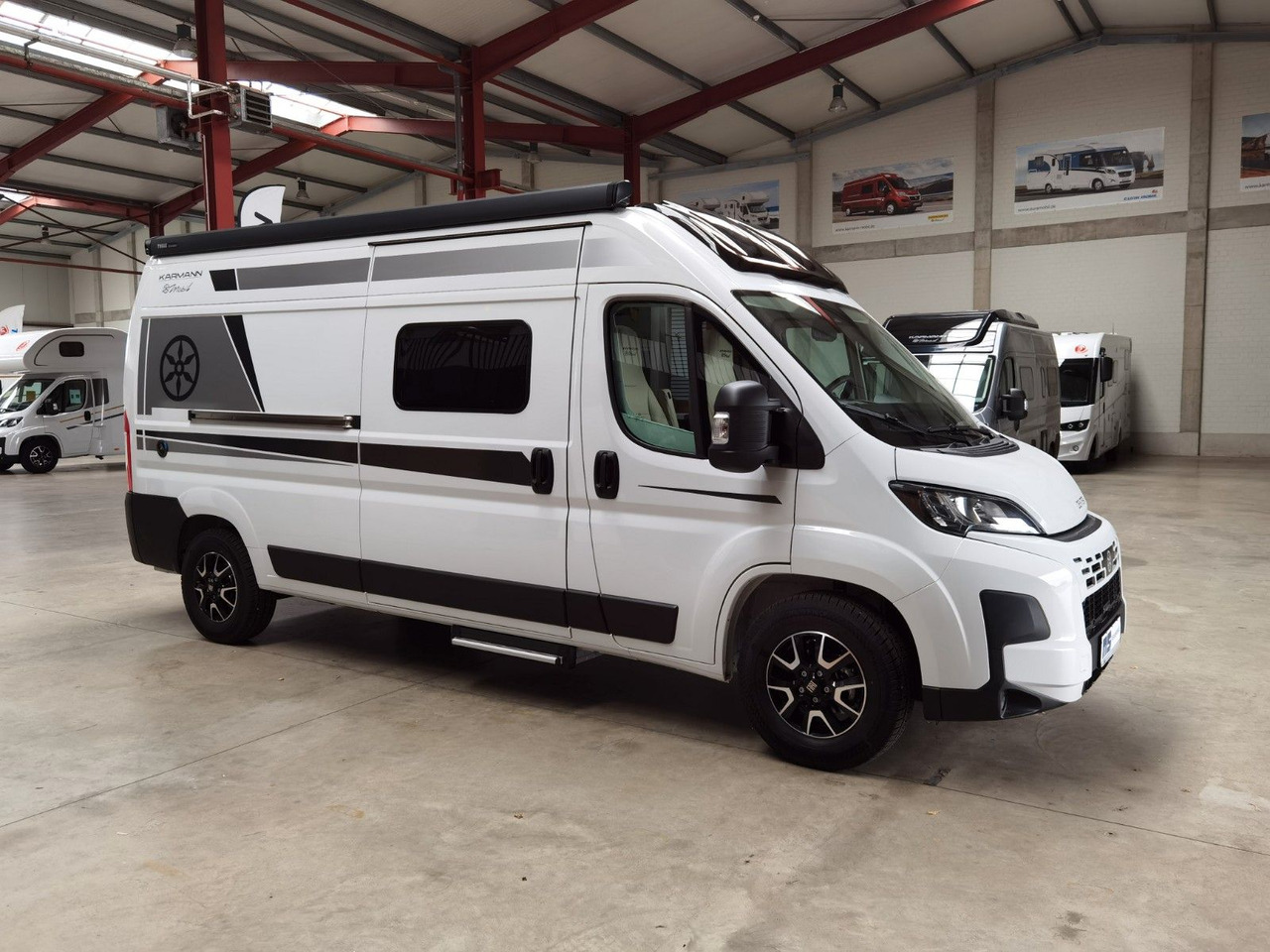 Camper van Karmann DEXTER 600 / -2026-/ EINZELBETTEN  & BAR-VERSION