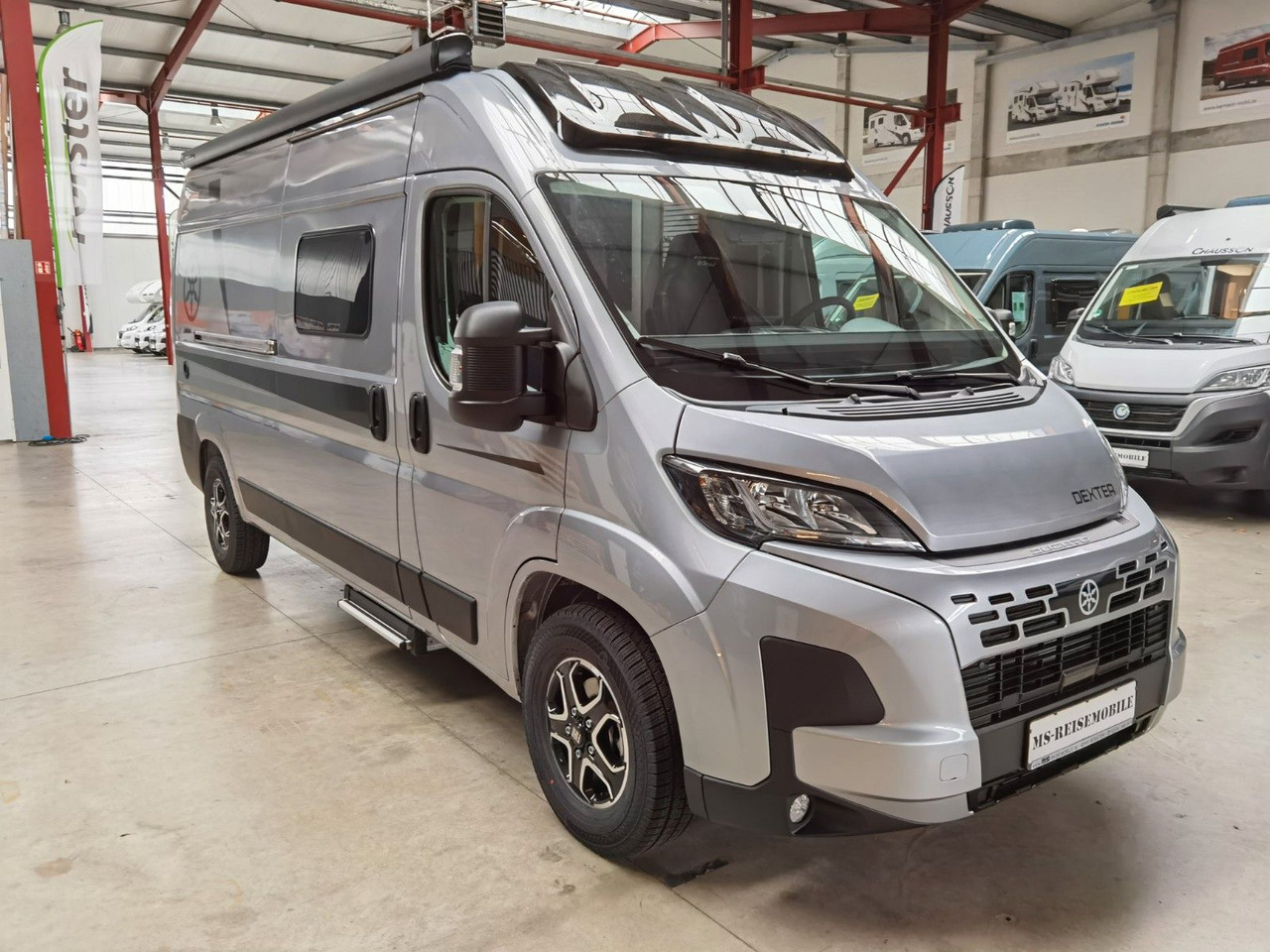 Camper van Karmann DEXTER 600 /- 2026-/ EINZELBETTEN & BAR VERSION