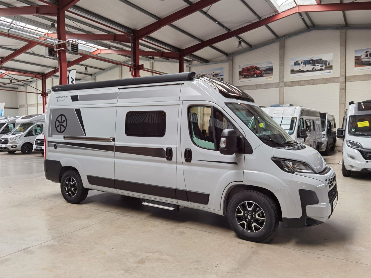 Camper van Karmann DEXTER 600 / -2026-/ EINZELBETTEN  &amp; BAR VERSION