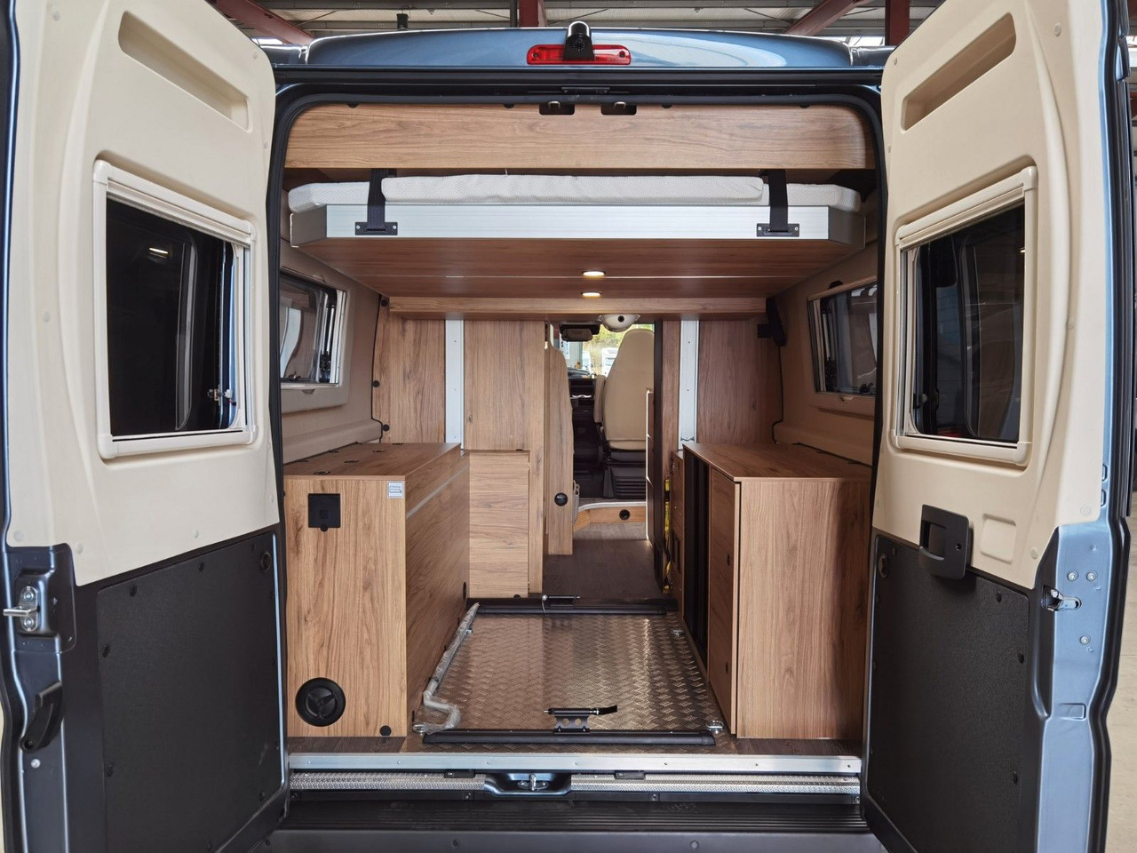 Camper van Karmann DEXTER 635 / -2026- / HUBBETT & BIKE-GARAGE
