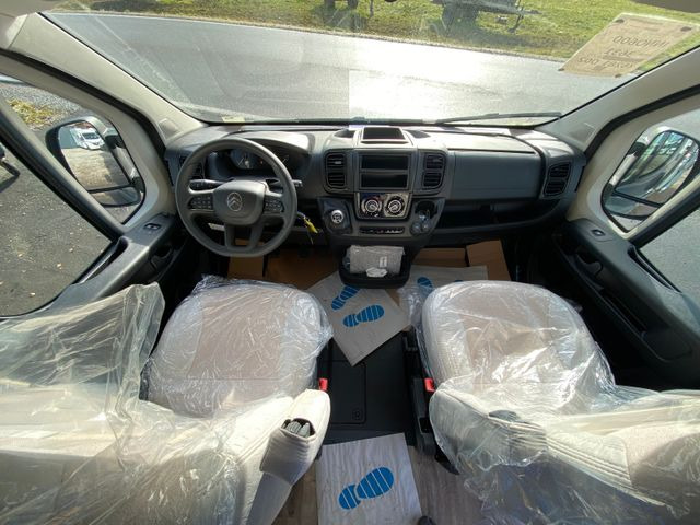 Camper van LMC INNOVAN 600 ,ASD, Aufstelldach,26 Modell,