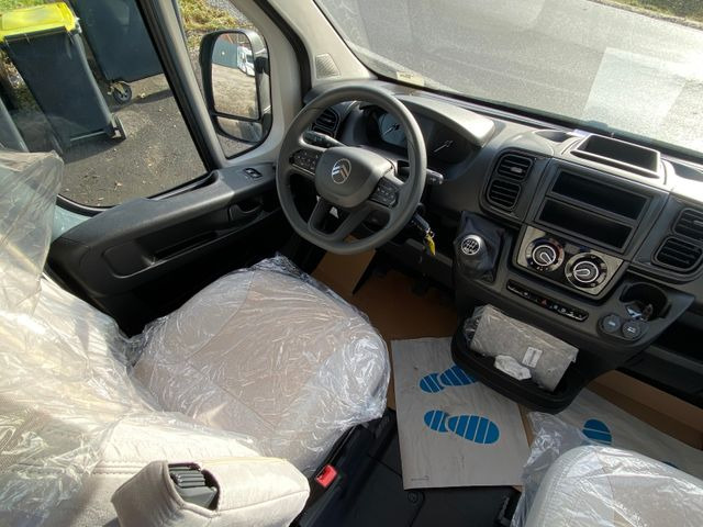 Camper van LMC INNOVAN 600 ,ASD, Aufstelldach,26 Modell,