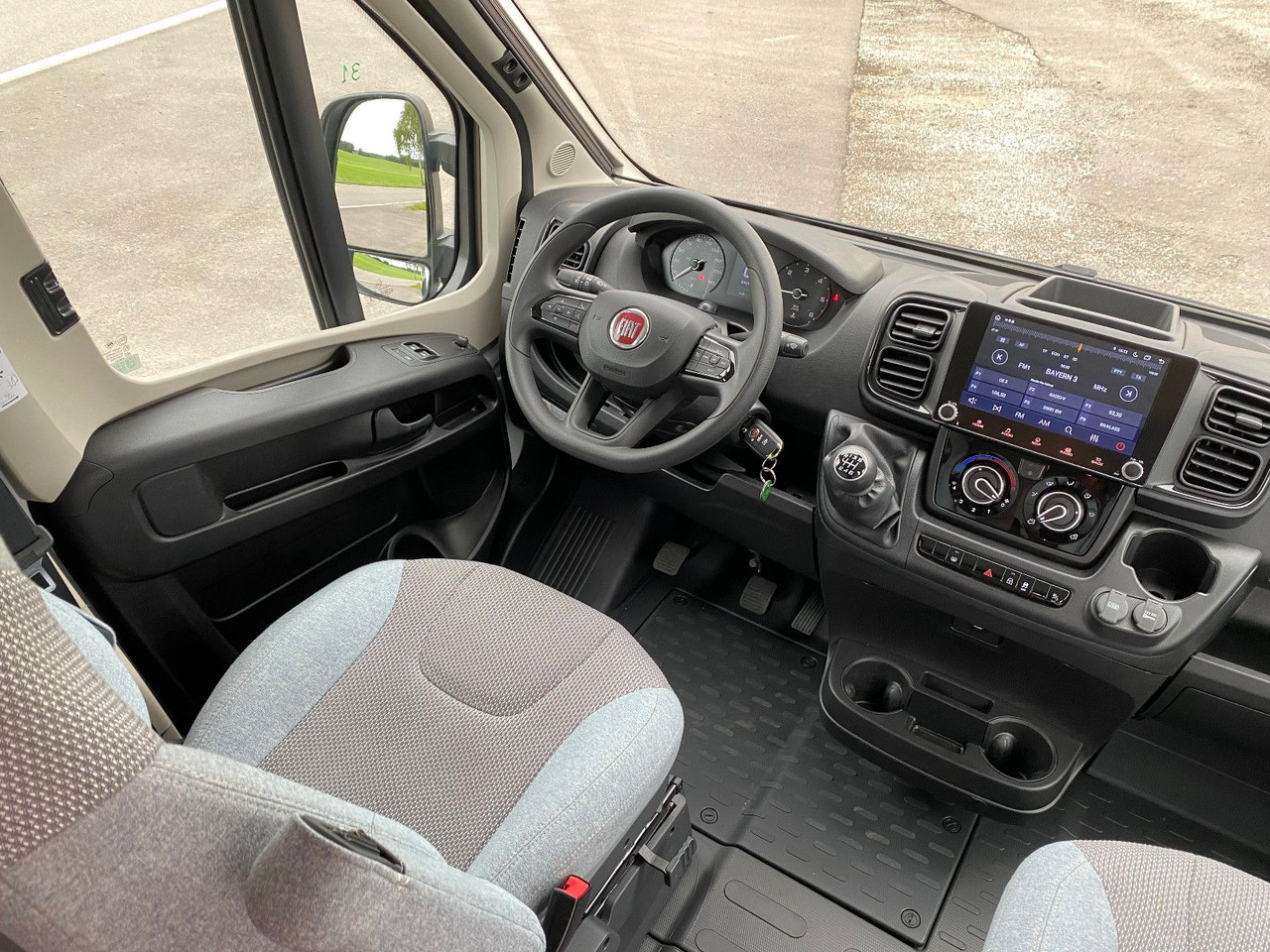 Camper van Weinsberg CaraBus  600 MQ, Aufstelldach