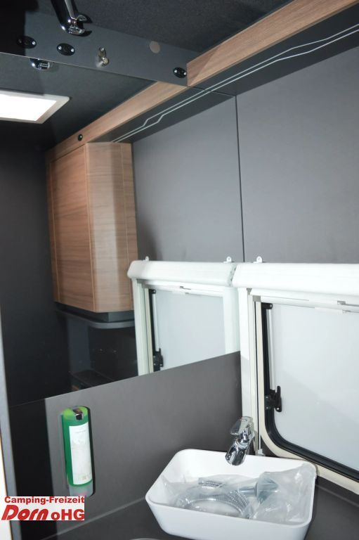 Caravan Knaus Azur 460 EU Knaus Azur 460 EU Leichter Hagel Bugfront