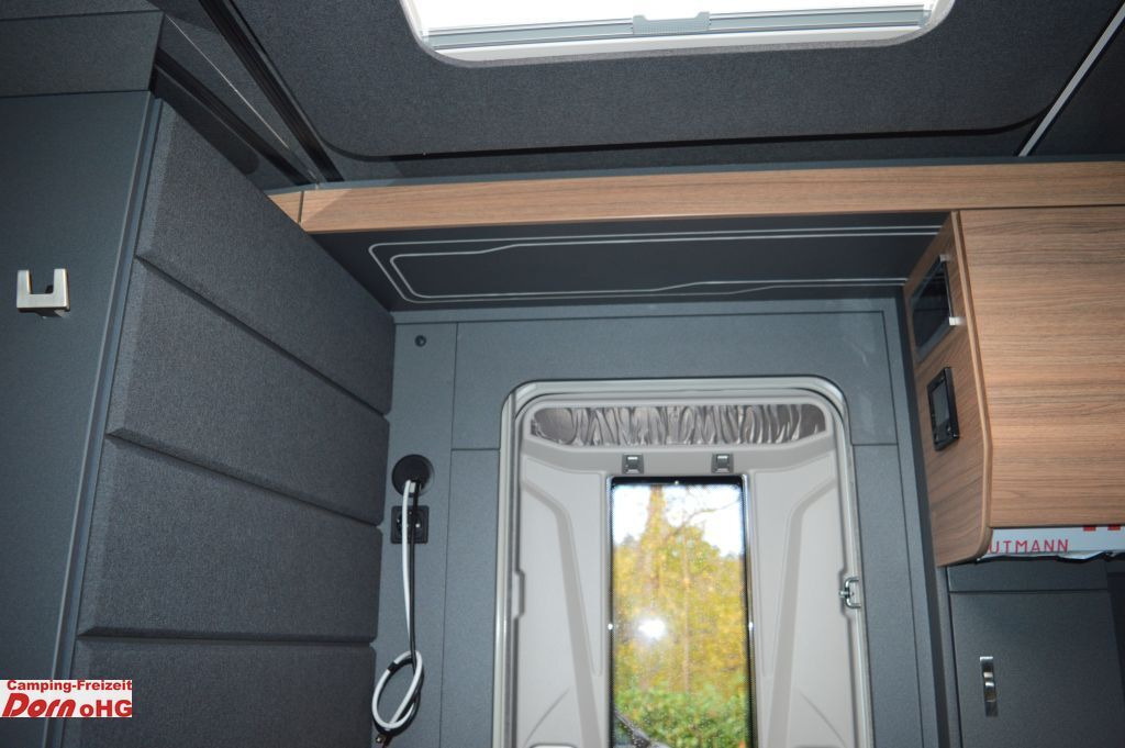 Caravan Knaus Azur 460 EU Knaus Azur 460 EU Leichter Hagel Bugfront