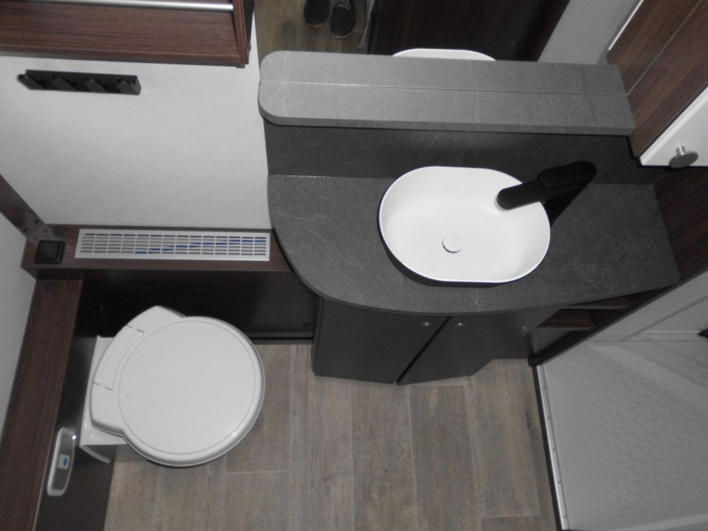 Caravan Polar Blackline 590 BFW -15% *TOP-ANGEBOT* LEDER ALDE