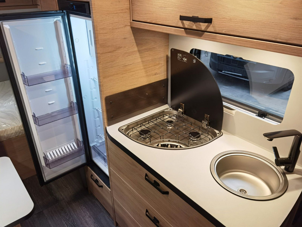 Caravan Weinsberg CARAONE 480 QDK /- 2026-/ ADVANCED &amp; SMART PAKET