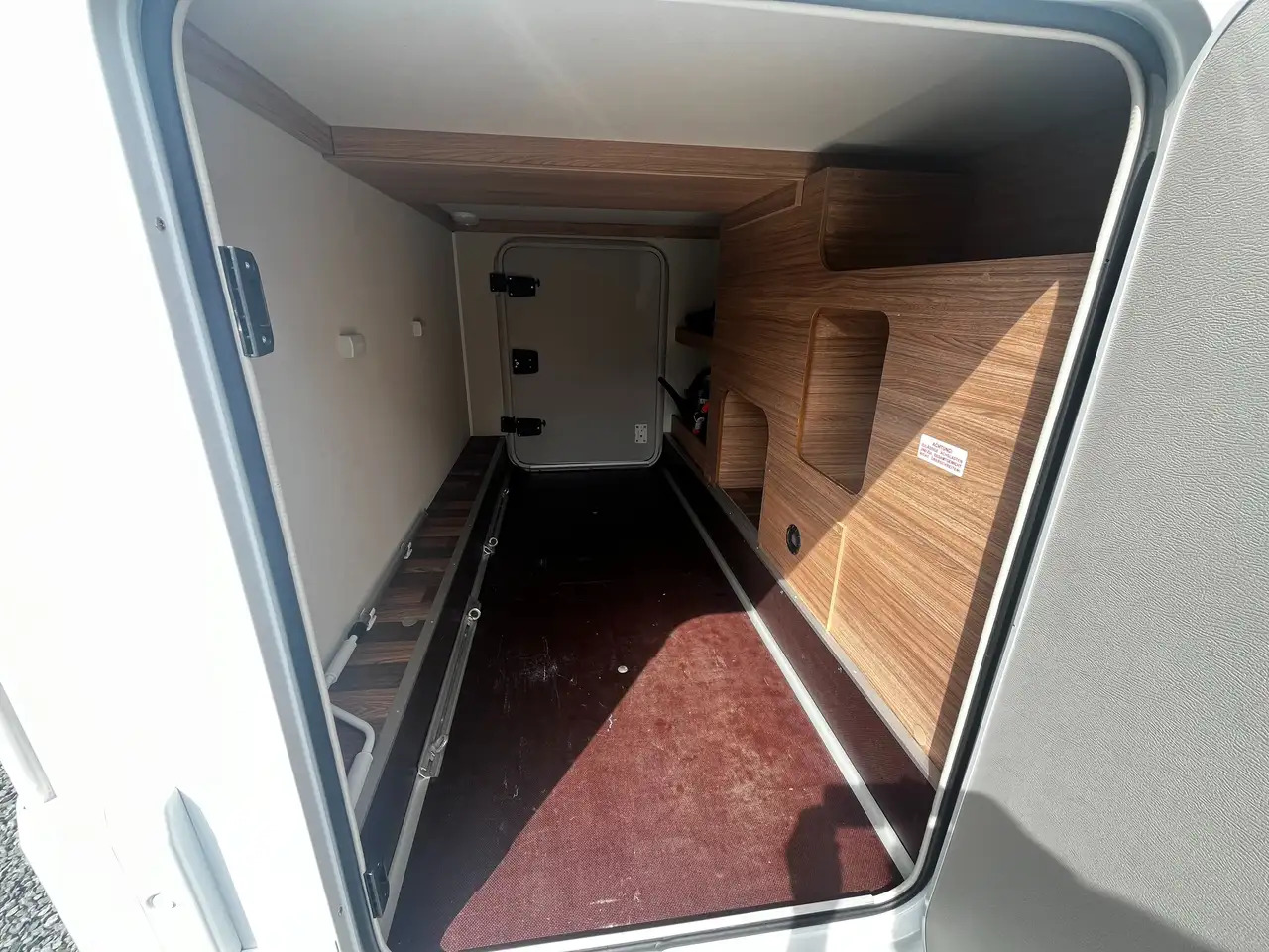 Semi-integrated motorhome Weinsberg CaraSuite 700 ME