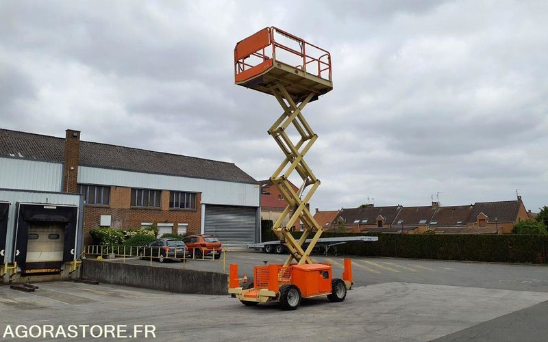 Aerial platform Nacelle DIESEL JLG 260MRT