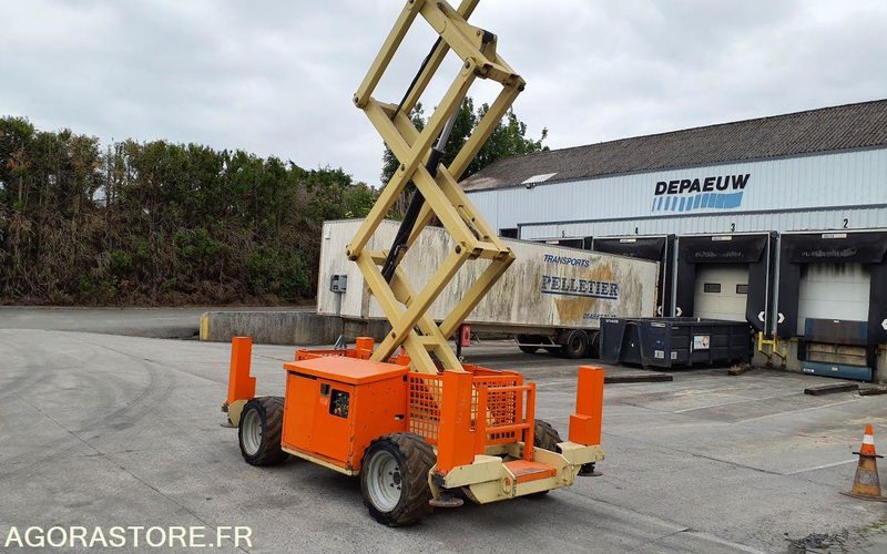 Aerial platform Nacelle DIESEL JLG 260MRT